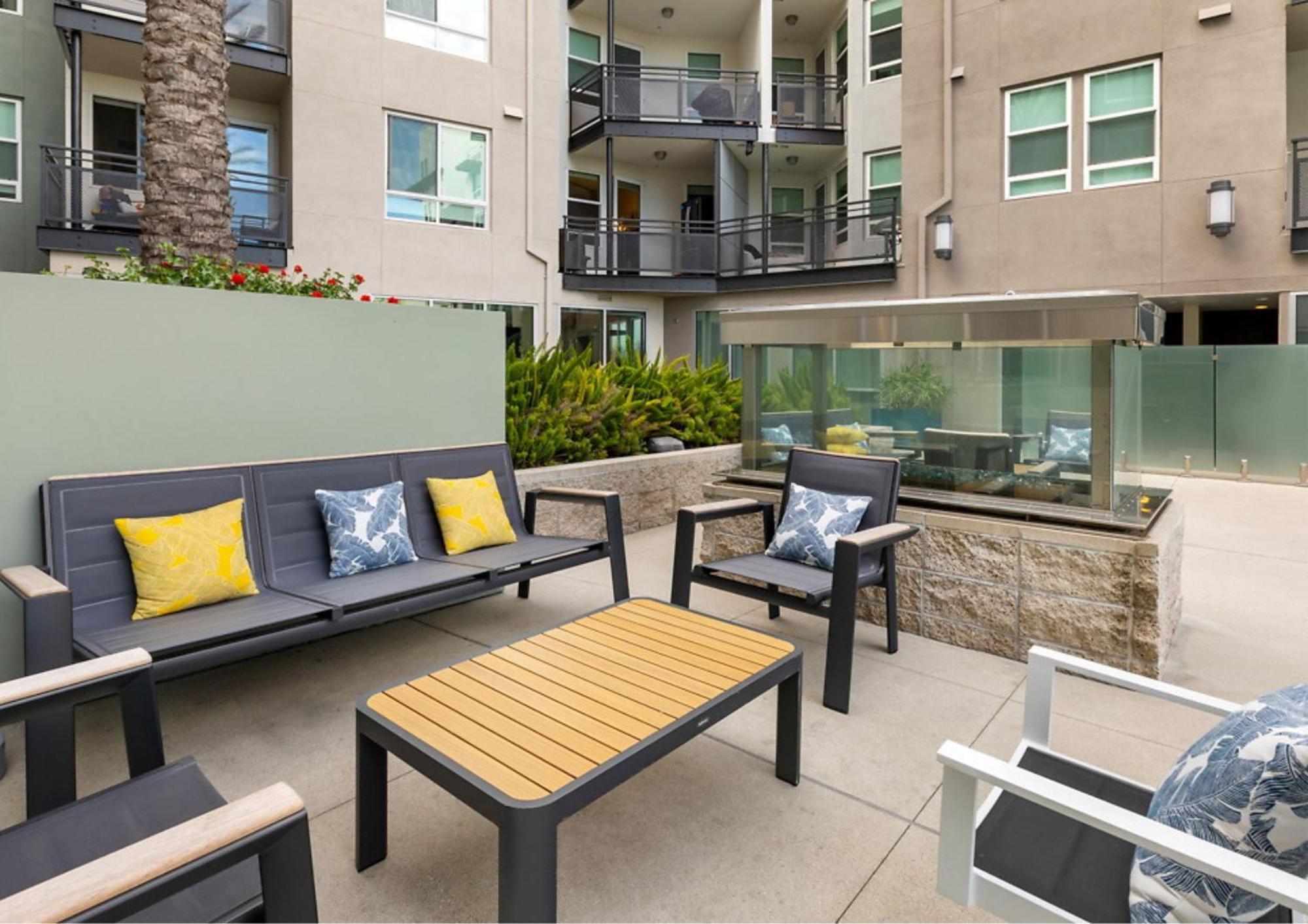 Appartement Modern Mid-century In La - Free Parking - Pool *
